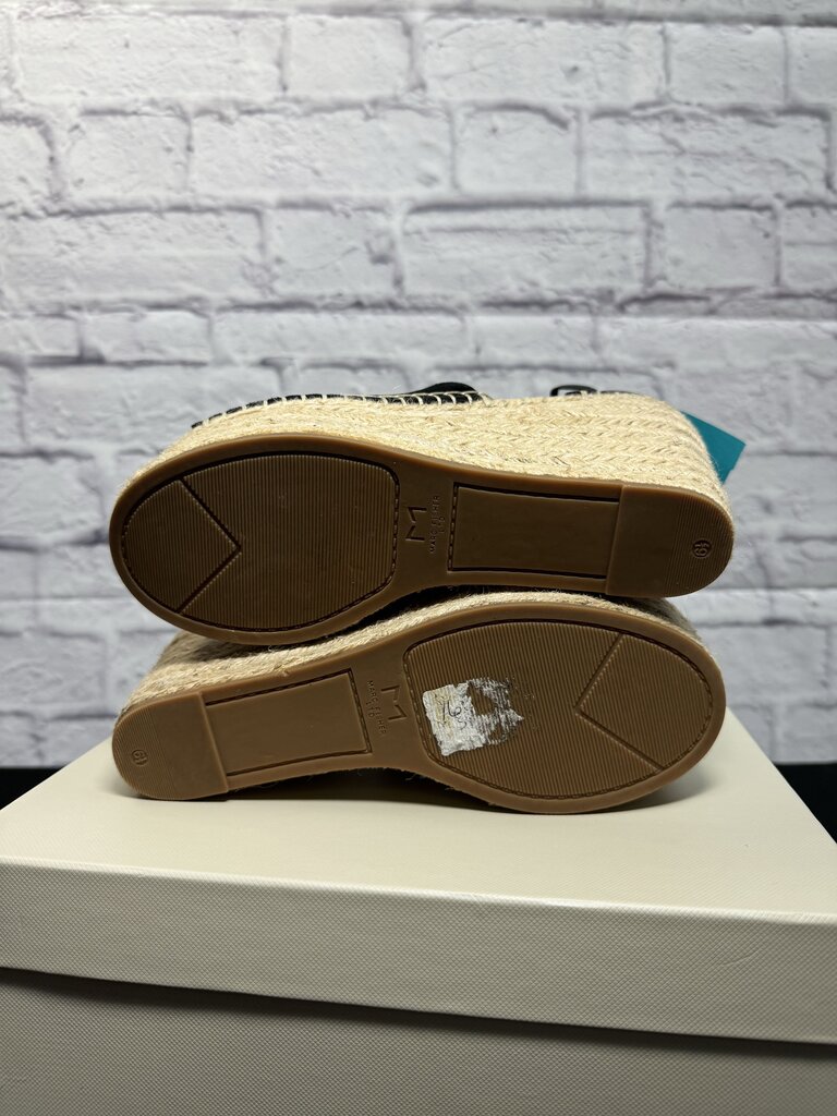 NIB Marc Fisher Sandals
