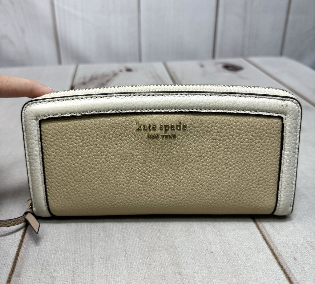 Kate Spade Purse & Wallet