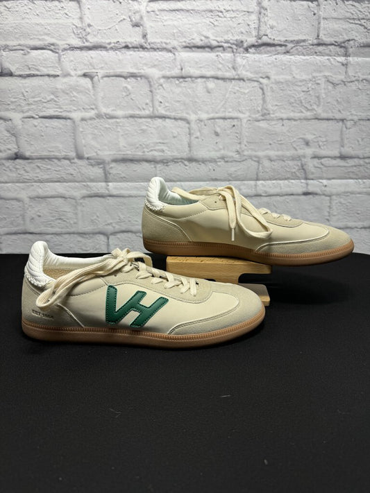 Crisp Vintage Havana Sneakers