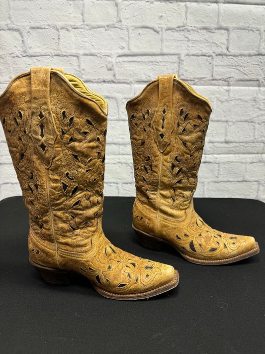 Corral Vintage Heart & Wings Western Boots