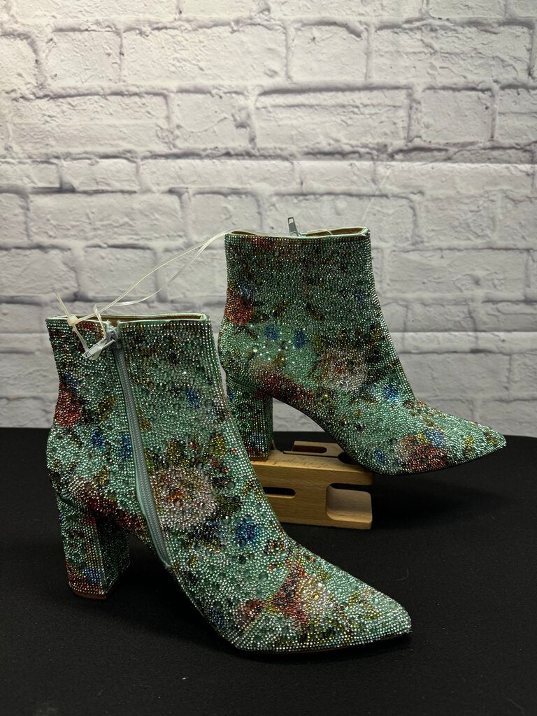 Betsey Johnson Cady Booties