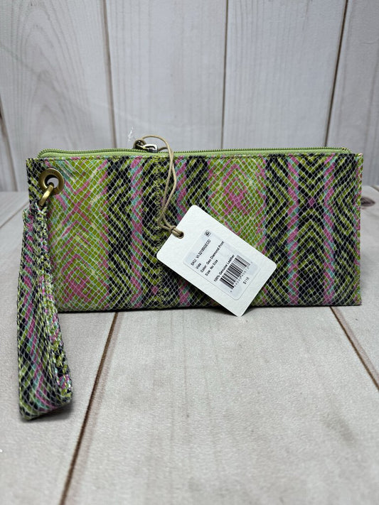 NWT Hobo "Vida" Green Print Clutch